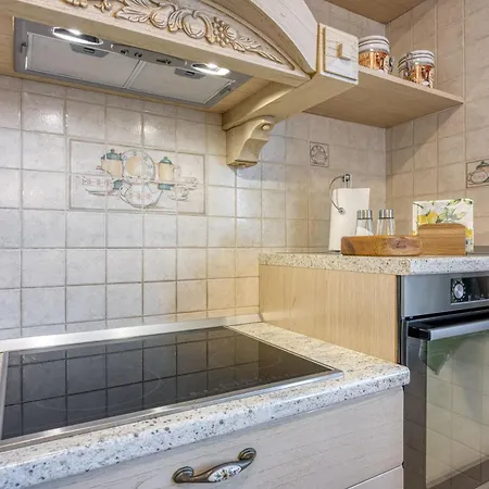 Apartment Smode With Bayview - Happy