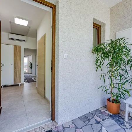 Smode With Panoramic Balcony - Happy Appartement