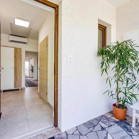 Apartma Smode With Panoramic Balcony - Happy Koper